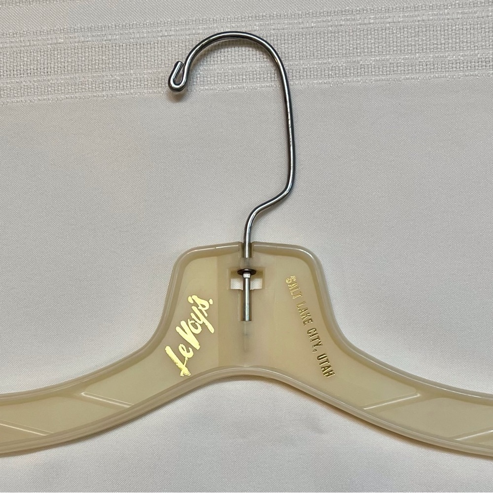 LeVoy’s Lingerie Hanger ‘60’s-‘70’s Salt Lake‎ City $5 ADD ON with $15+ Bundle